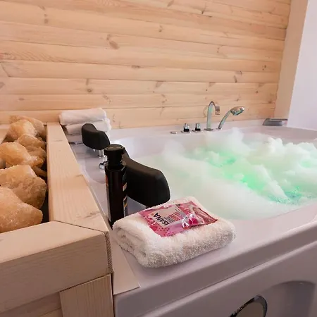 Luna De Luxe Apartament Michalowice (Lesser Poland)